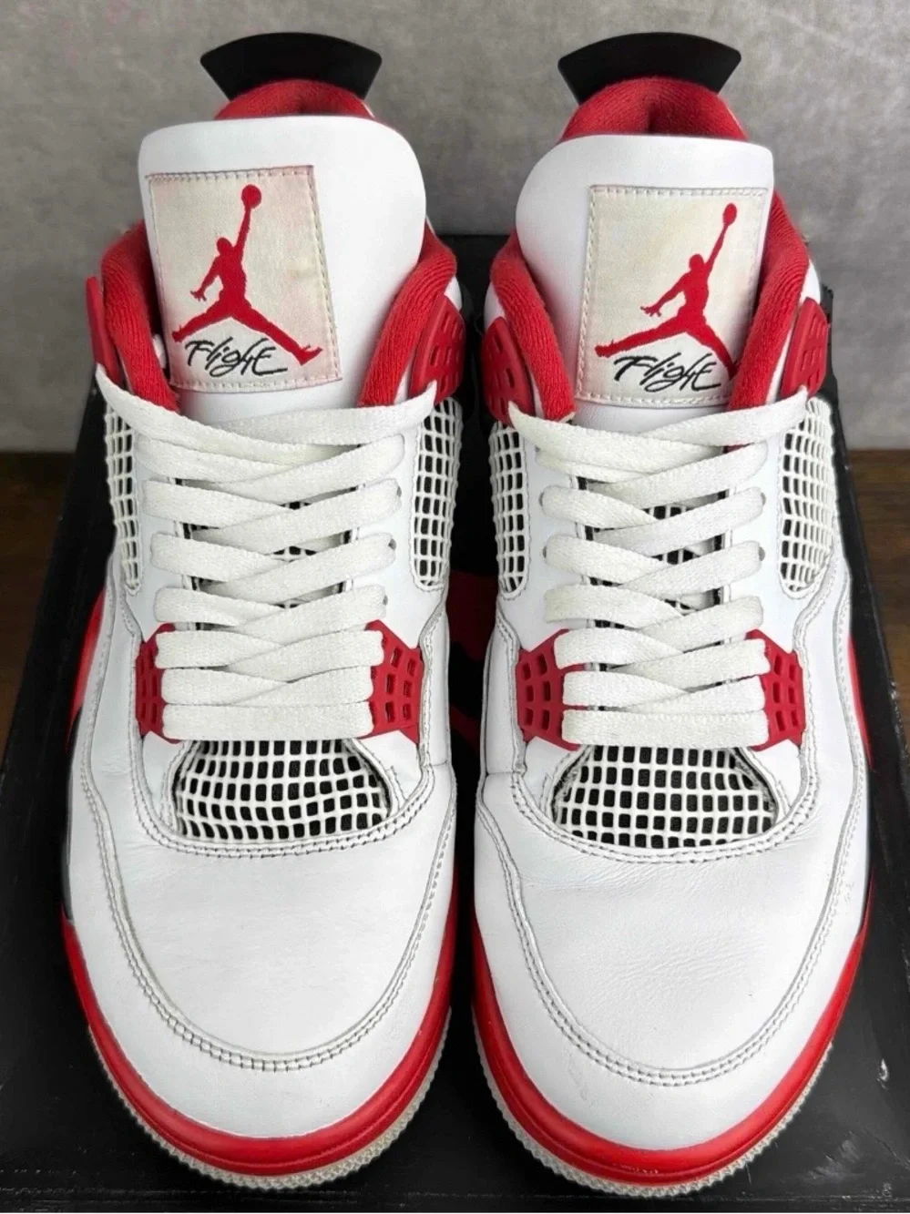 Air Jordan 4 Retro OG Fire Red 2020 Size 9.5 DC7770-160 Men’s Sneakers Rare MJ